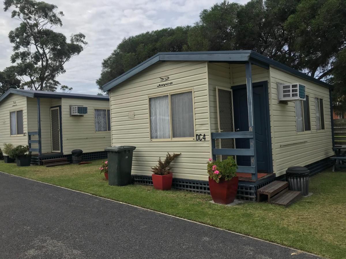 Marlo Caravan Park & Motel Bagian luar foto