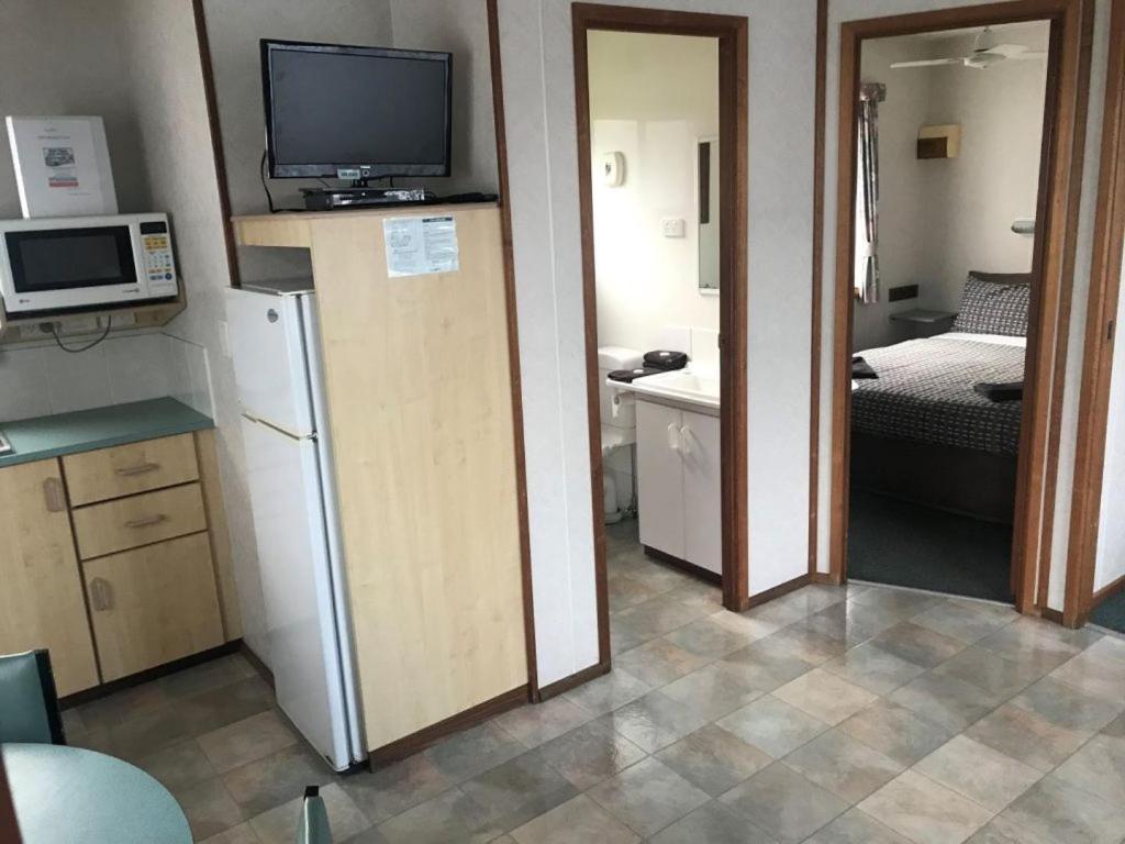 Marlo Caravan Park & Motel Bagian luar foto