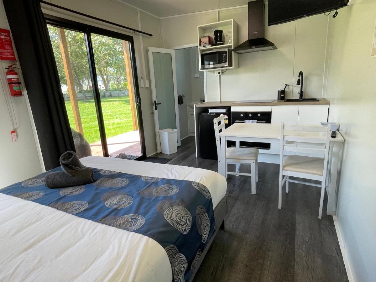 Marlo Caravan Park & Motel Bagian luar foto
